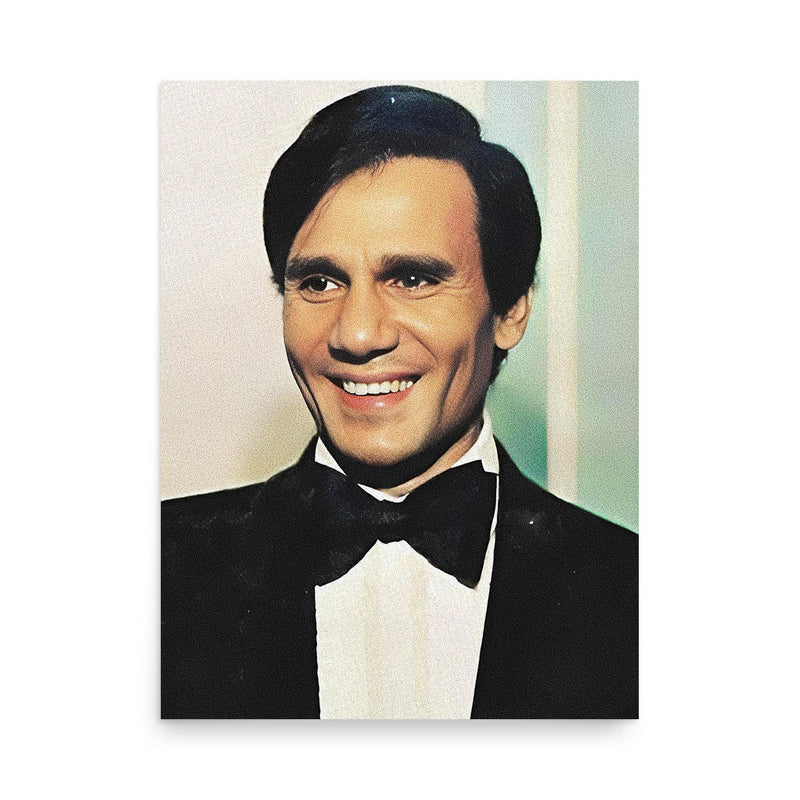 Abdel Halim Hafez poster on a plain backdrop in size 18