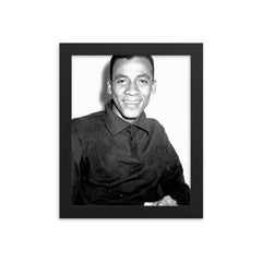 Alberto Spencer framed print on a plain backdrop in size 8"x10".