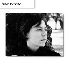 Alejandra Pizarnik metal print on a plain backdrop in size 12"x16".