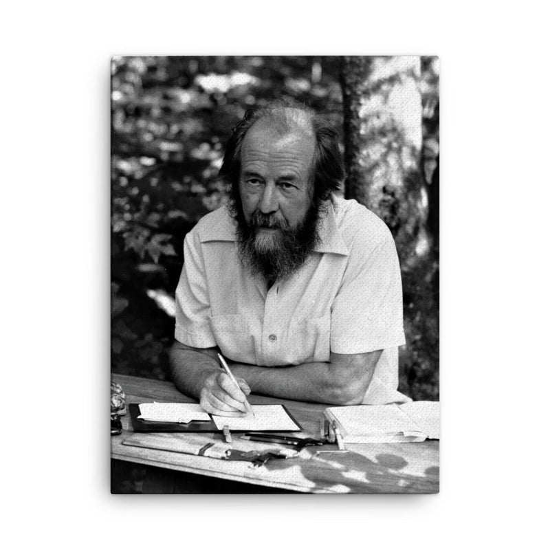 Aleksandr Solzhenitsyn canvas print on a plain backdrop in size 18