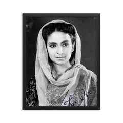 Amrita Pritam framed print on a plain backdrop in size 16"x20".