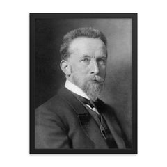 August Schmarsow framed print on a plain backdrop in size 18"x24".