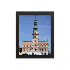 Bernardo Morando framed print on a plain backdrop in size 8"x10".