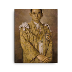 Bhumibol Adulyadej canvas print on a plain backdrop in size 16"x20".