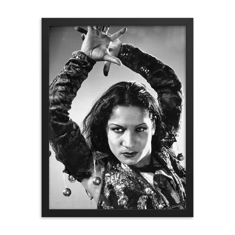 Carmen Amaya framed print on a plain backdrop in size 18