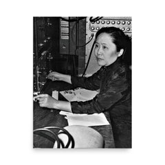 Chien-Shiung Wu poster on a plain backdrop in size 18"x24".