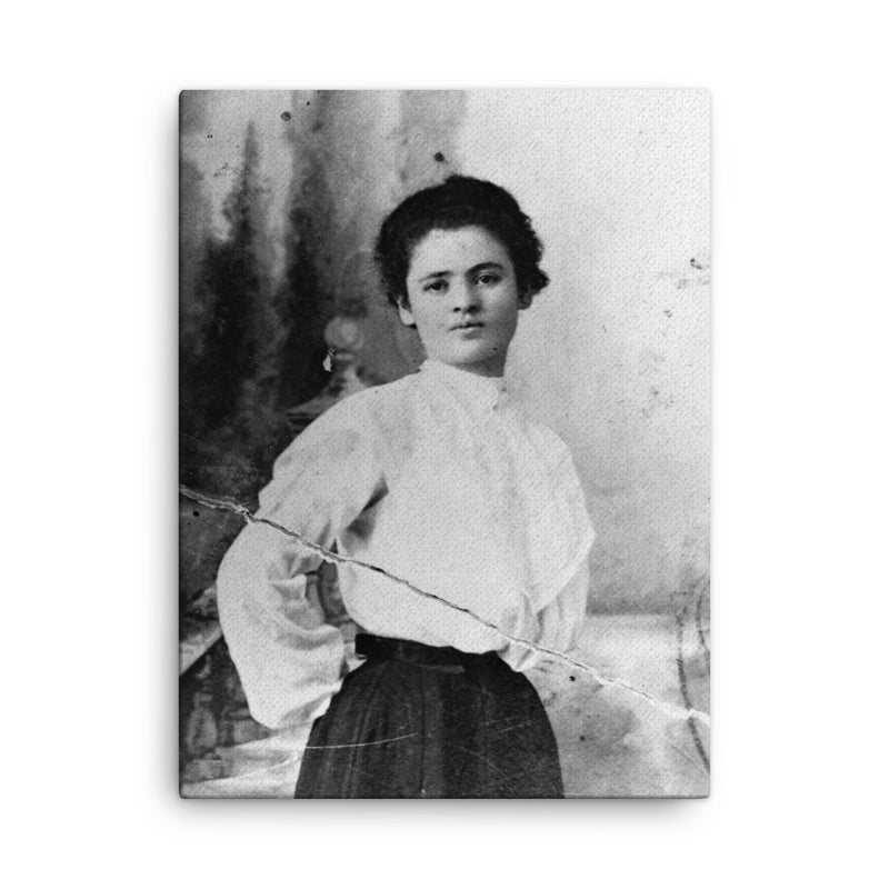 Clara Lemlich canvas print on a plain backdrop in size 18
