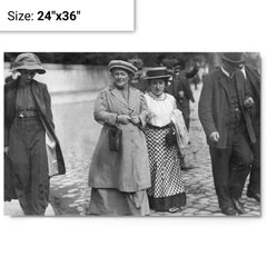 Clara Zetkin and Rosa Luxemburg metal print on a plain backdrop in size 24"x36".