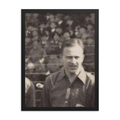 Dick Sigmond framed print on a plain backdrop in size 18"x24".