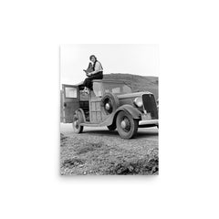 Dorothea Lange poster on a plain backdrop in size 12"x16".