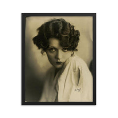 Dorothy Devore framed print on a plain backdrop in size 16"x20".