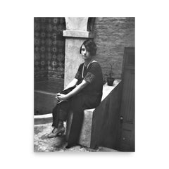 Dorothy Parker poster on a plain backdrop in size 18"x24".