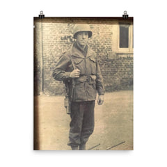 Frank L. Wendel, Cannon Crew Member on 105mm Howitzer, England Before D-Day poster on a plain backdrop in size 8"x10".