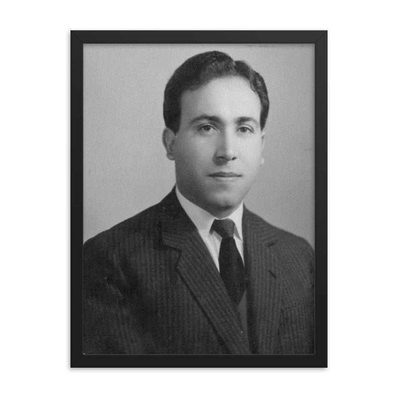 Fuad al-Rikabi framed print on a plain backdrop in size 18