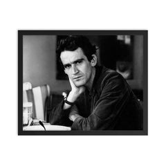 Gonzalo Arango framed print on a plain backdrop in size 16"x20".