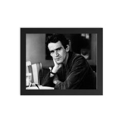 Gonzalo Arango framed print on a plain backdrop in size 8"x10".