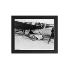 Hans Grade framed print on a plain backdrop in size 8"x10".