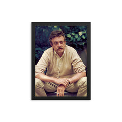Kurt Vonnegut framed print on a plain backdrop in size 12"x16".