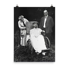 Last Photograph of Lenin with His Doctor and Sister, May 1923 poster on a plain backdrop in size 8"x10".