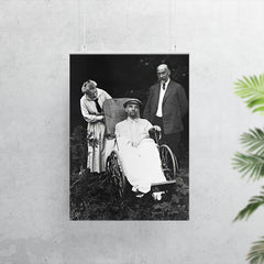 Last Photograph of Lenin with His Doctor and Sister, May 1923 poster 7