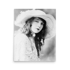 Lillian Gish poster on a plain backdrop in size 16"x20".