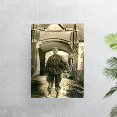 Major Dick Winters, Commander of the 506th Parachute Infantry Regiment, 101st Airborne Division, Holland, 1944 poster 7