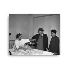 Nick Kuesis Points to James Morelli, Chicago 1947 canvas print on a plain backdrop in size 16"x20".