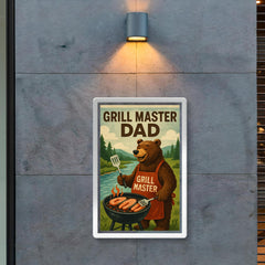 Quote 'grill master dad' Bear in barbecue apron grilling salmon by a river Funny father's day Poster poster 2