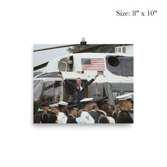 Richard Nixon Waves Goodbye After Resigning, August 9, 1974 poster 4