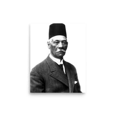 Saad Zaghloul poster on a plain backdrop in size 8"x10".