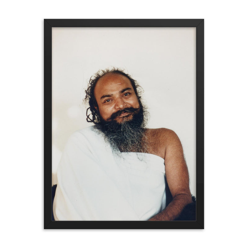 Shivabalayogi framed print on a plain backdrop in size 18