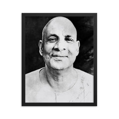 Sivananda Saraswati framed print on a plain backdrop in size 16"x20".