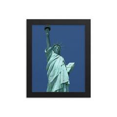 Statue of Liberty framed print on a plain backdrop in size 8"x10".