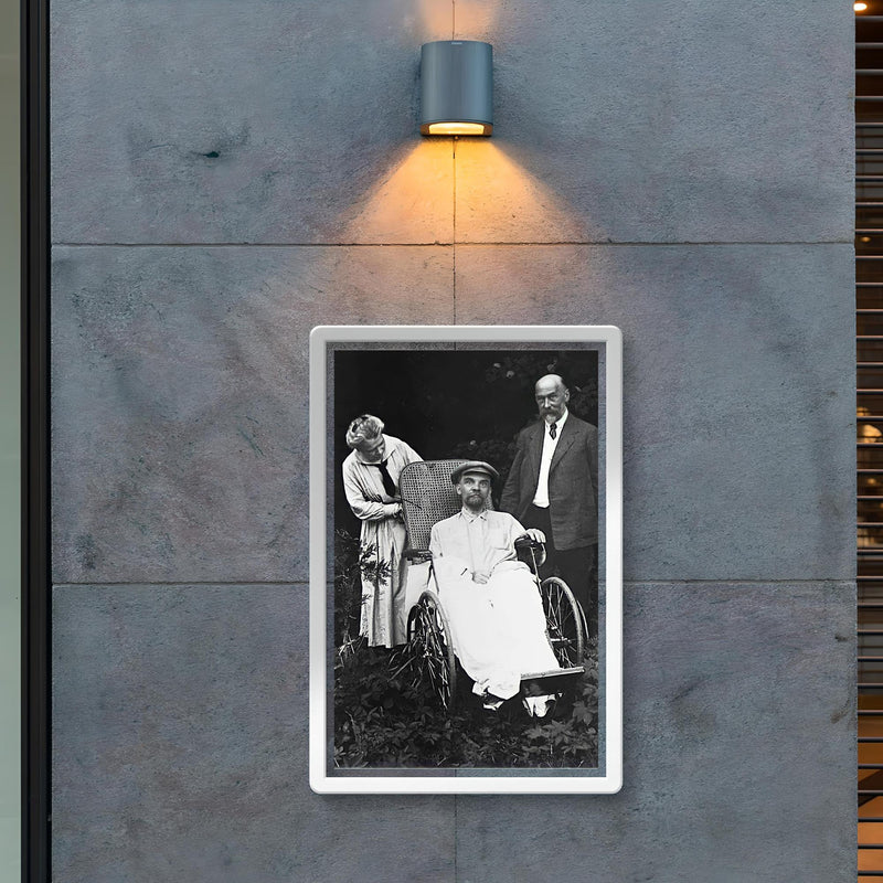 The Last Photograph of Lenin with His Doctor and Sister, May 1923 poster 2