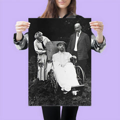 The Last Photograph of Lenin with His Doctor and Sister, May 1923 poster 3
