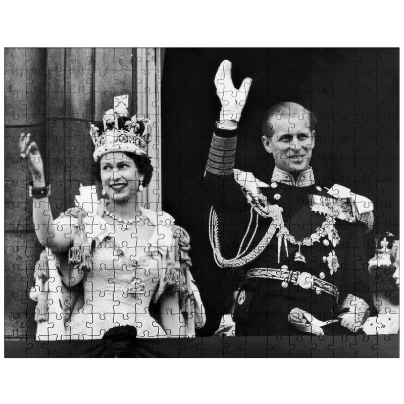 The Queen and Prince Philip at the Balcony of Buckingham Palace jigsaw puzzle