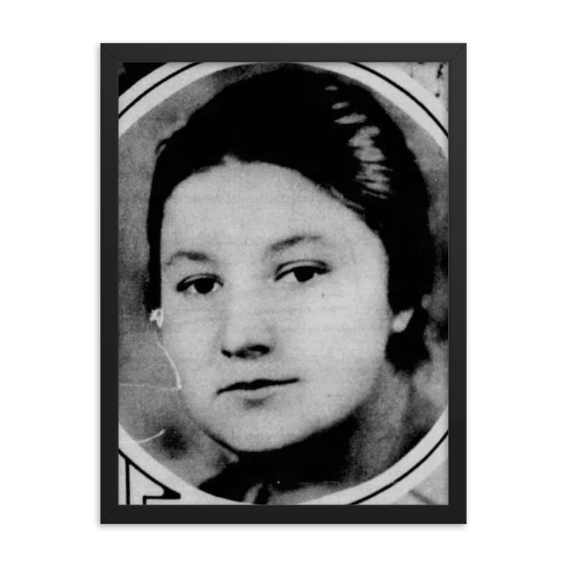 Vera Menchik framed print on a plain backdrop in size 18