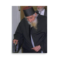 Yitzhak Kaduri poster on a plain backdrop in size 18"x24".