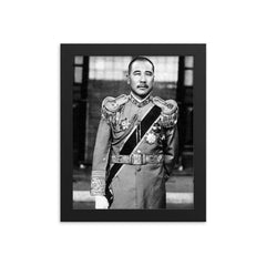 Zhang Zongchang framed print on a plain backdrop in size 8"x10".