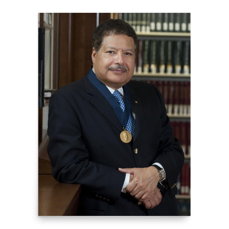 Ahmed Zewail poster print, in size 18x24 inches.