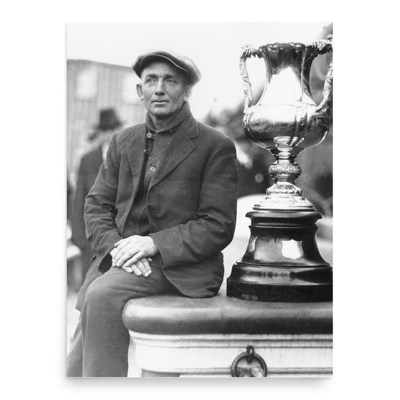 Angus Walters poster print, in size 18x24 inches.