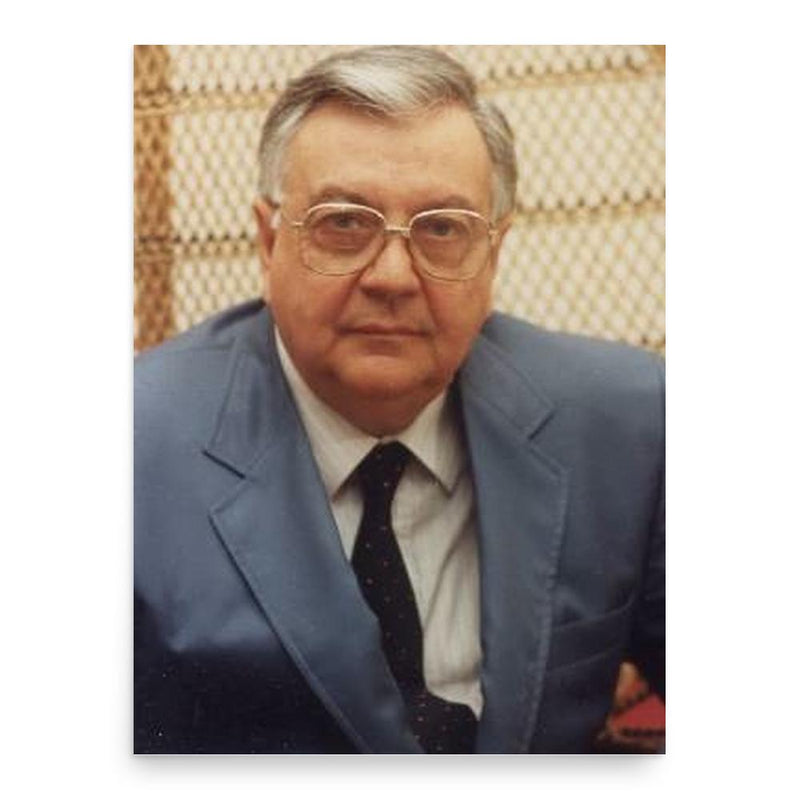 Antonio Braga poster print, in size 18x24 inches.