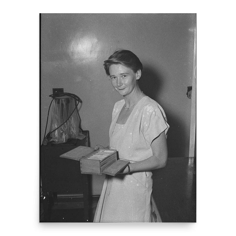 Beryl Nashar poster print, in size 18x24 inches.