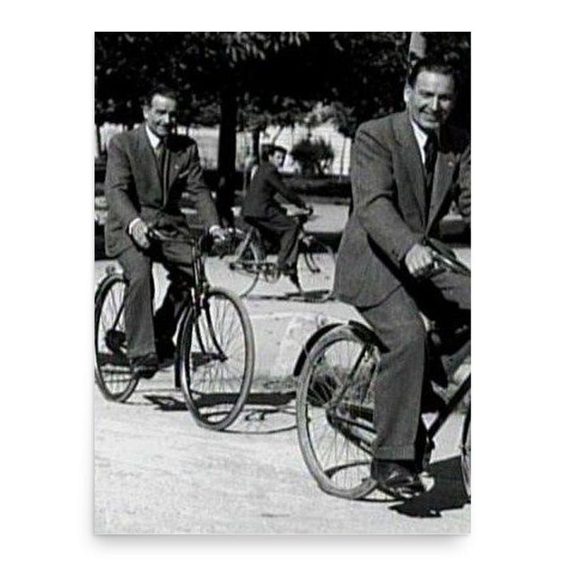 Bindo Maserati poster print, in size 18x24 inches.