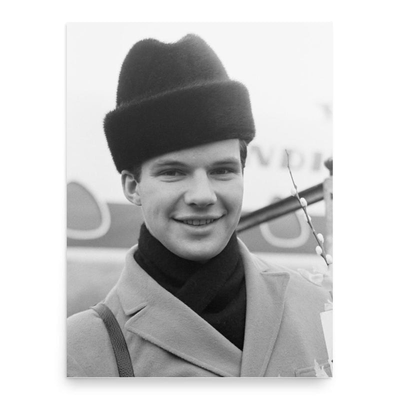 Bobby Vee poster print, in size 18x24 inches.