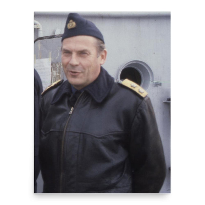 Bror Stefenson poster print, in size 18x24 inches.