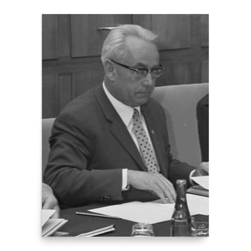 Bruno Heck poster print, in size 18x24 inches.