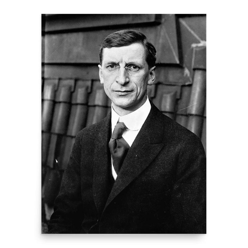 Éamon de Valera poster print, in size 18x24 inches.