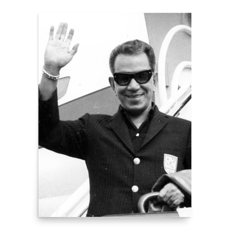 Cantinflas poster print, in size 18x24 inches.