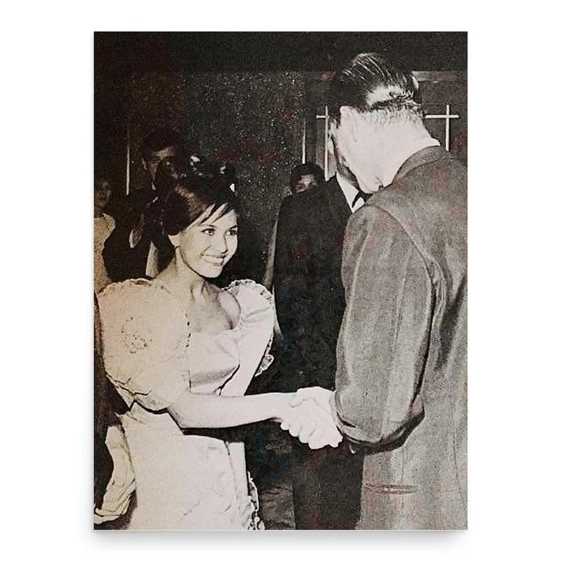 Eleanor Calbes poster print, in size 18x24 inches.